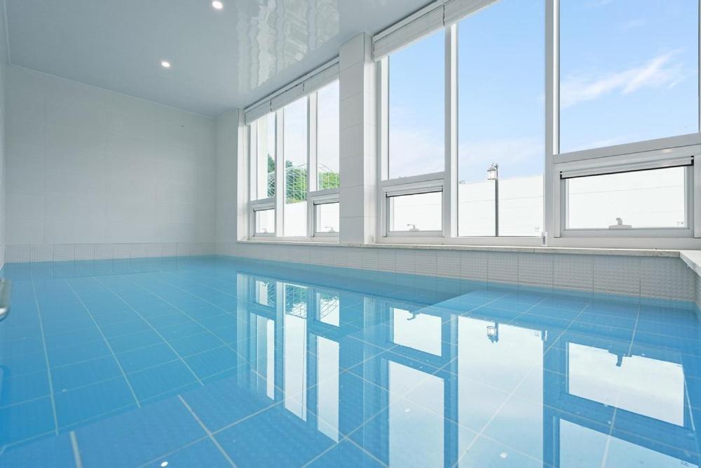 Private Gangneung Pool Villa Экстерьер фото